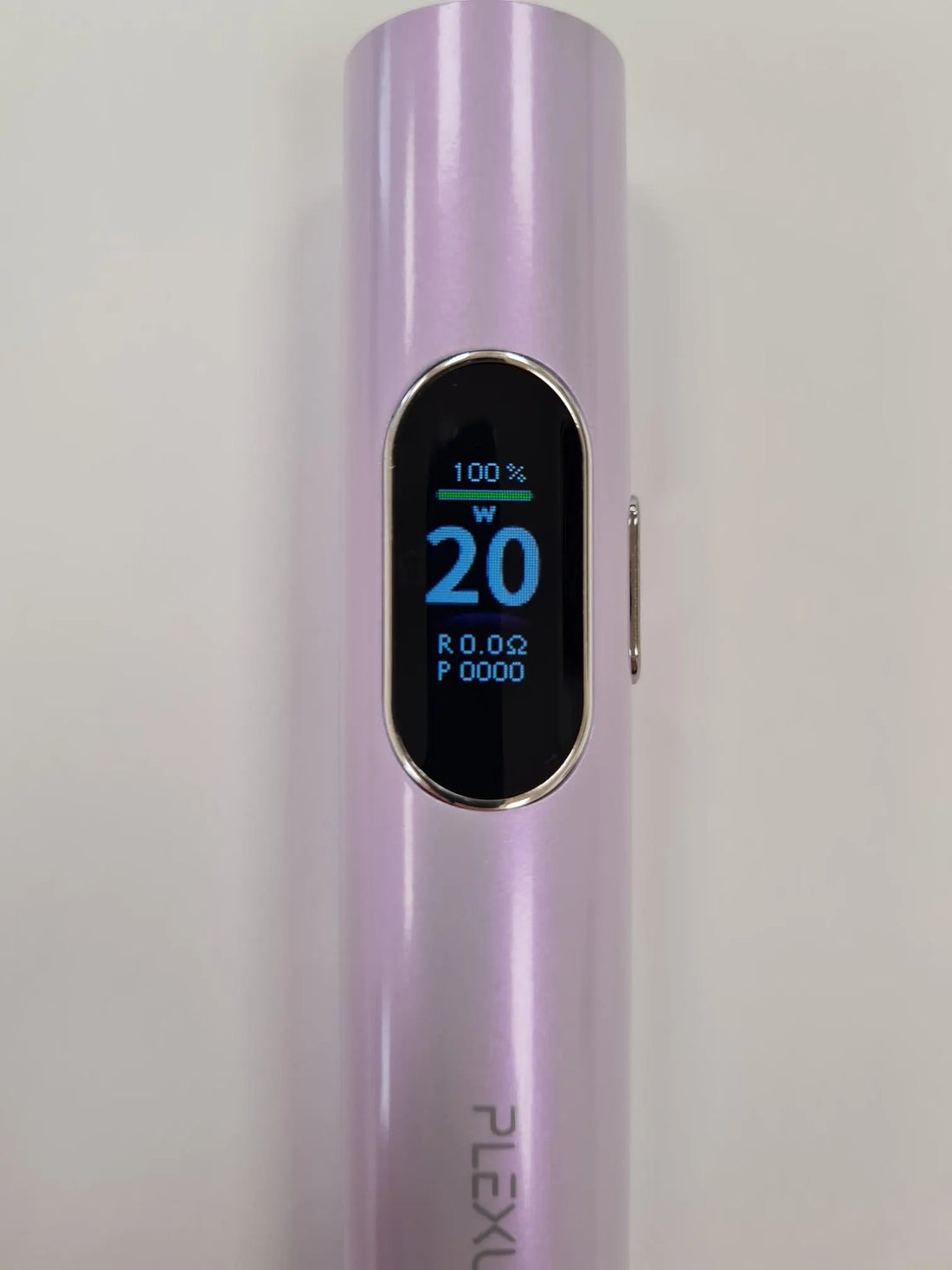 Innokin Plexus Pro battery powered on displaying menu