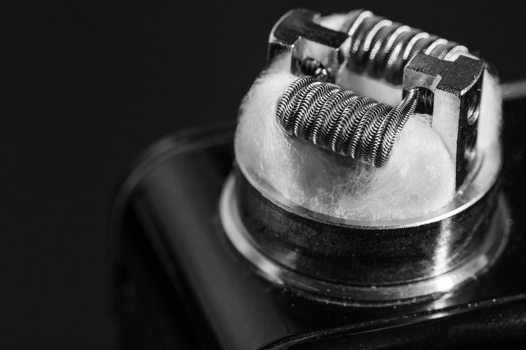 Vape coil in black and white